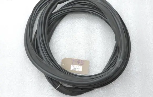 Toyota Verso Rear door rubber seal (on body) 678810F020
