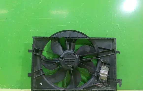Mercedes-Benz CLK A209 C209 Fan set 0130307047