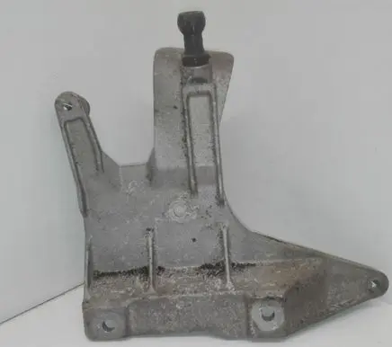 Audi A6 S6 C6 4F Engine mounting bracket 03G131159B