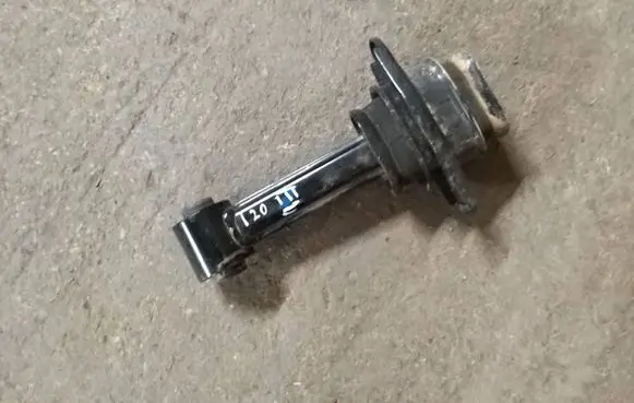Hyundai i20 (BC3 BI3) Engine mount vacuum valve 