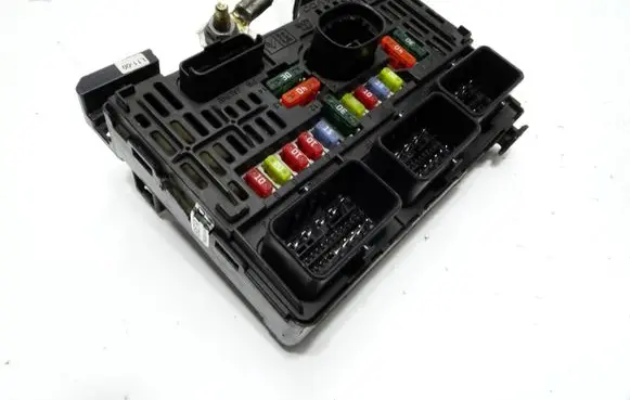 Citroen C5 BSM Control unit 9661682980 BSML1100 167102618