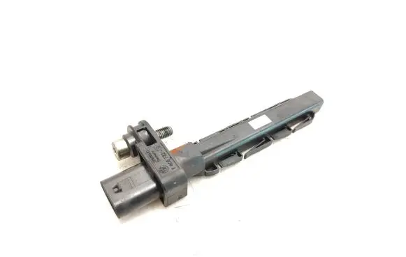 BMW 1 F20 F21 Crankshaft position sensor 7806782 25918010