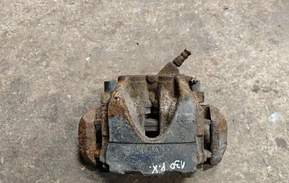 Volvo XC60 Front brake caliper 927