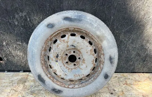 Land Rover Discovery 4 - LR4 R19 spare wheel 