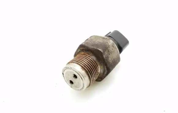 Fuel pressure sensor