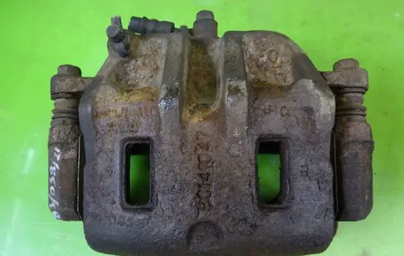 SsangYong Rexton Front brake caliper