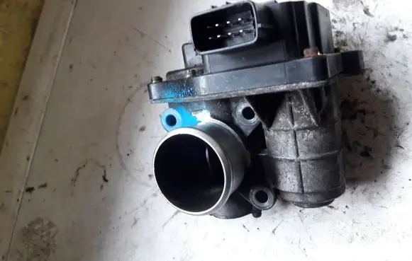Honda FR-V Engine shut-off valve 
