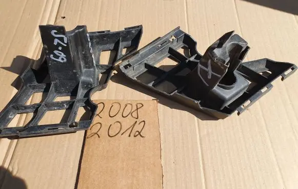 Skoda Yeti (5L) Front bumper support beam 5L0807055 5LA807056