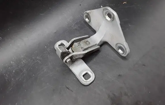BMW X5 E70 Tailgate/trunk/boot hinge 14187910