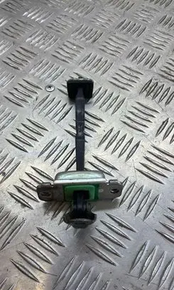Hyundai Santa Fe Front door check strap stopper
