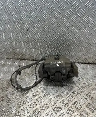 BMW 5 F10 F11 Front brake caliper 6791919