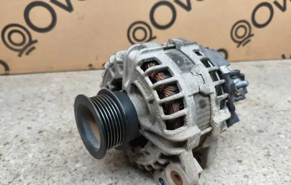 Volvo XC90 Generator/alternator 30659580 0125812009
