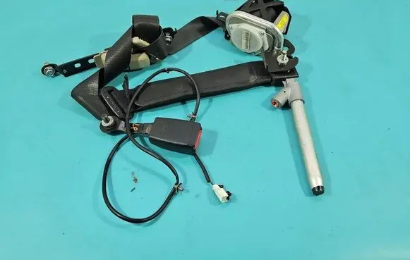 Nissan Note (E11) Front seatbelt 306071799JN7 IMPRK1501990
