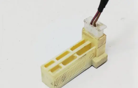 BMW 1 F20 F21 Brake pedal sensor switch 9240076