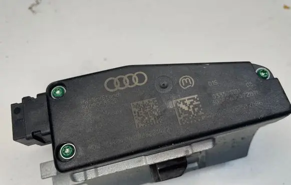 Audi A4 S4 B8 8K Steering wheel lock 8K0905852D 03357801