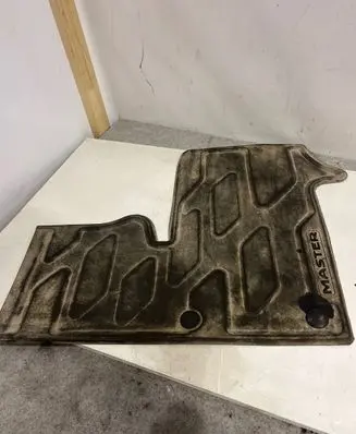 Renault Master III Front floor mat 7711426008 93165539 10427551