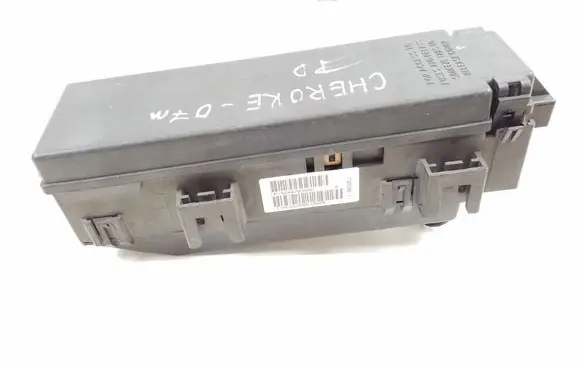 Jeep Grand Cherokee (WK) Fuse module 56047835AE