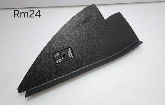 Seat Arona Dashboard lower bottom trim panel 6F1858218 5Q0919237 2740704X