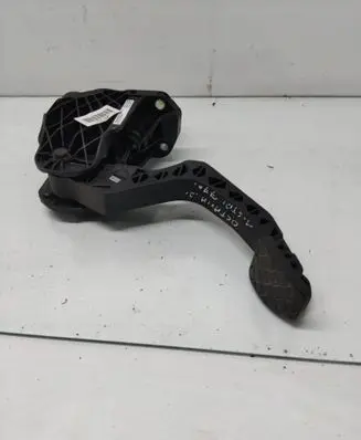 Skoda Octavia Mk2 (1Z) Clutch pedal 1K1721059EF