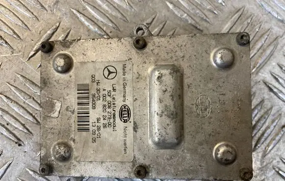 Mercedes-Benz E W211 Headlight ballast module Xenon A0028202426 5DF00827900