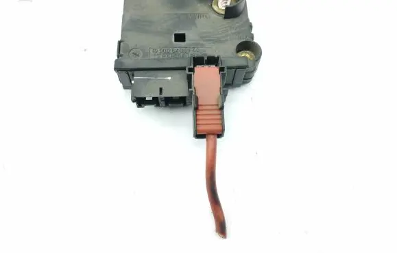 Mercedes-Benz S W220 Battery relay fuse 0005401950