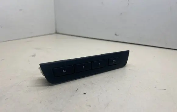 BMW 5 GT F07 Seat memory switch 9215798 SZ0910271019 28227074