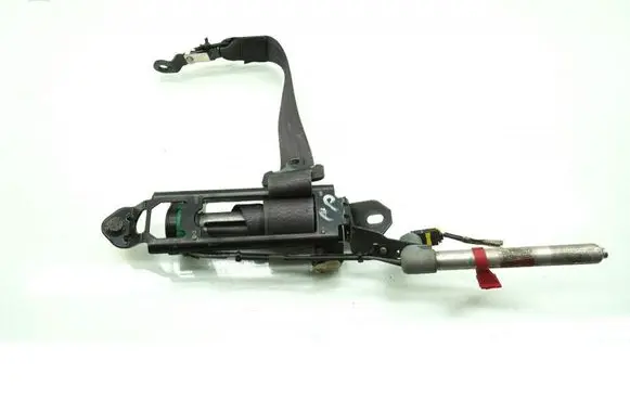 Volvo V70 Front seatbelt 8626240