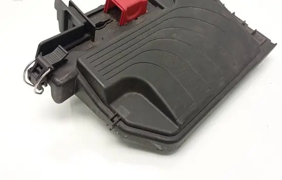 Mercedes-Benz A W176 Fuse box cover A2465400182