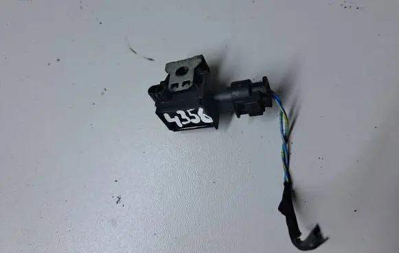 BMW 5 F10 F11 Airbag deployment crash/impact sensor 9224177 201204263 130802