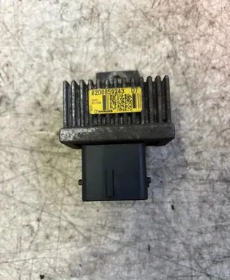 Renault Trafic II (X83) Glow plug pre-heat relay 8200859243