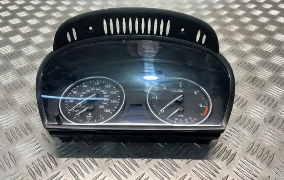 BMW X5 E70 Speedometer (instrument cluster) 9218854