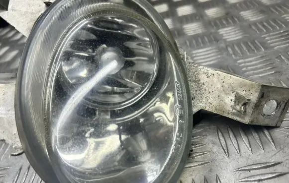 Peugeot 206 Front fog light 9628734080