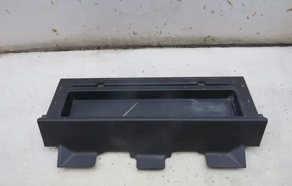 Toyota RAV 4 (XA30) Spare wheel section trim 58577-42030