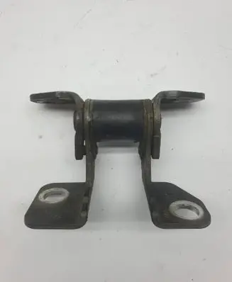Chrysler Pacifica Rear door lower hinge 85574F