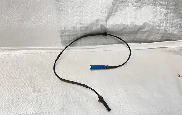 BMW 5 E60 E61 ABS rear brake sensor 0265007851