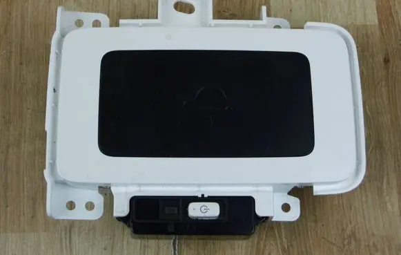 Toyota Prius (XW50) Wireless charging module 861C047010A0