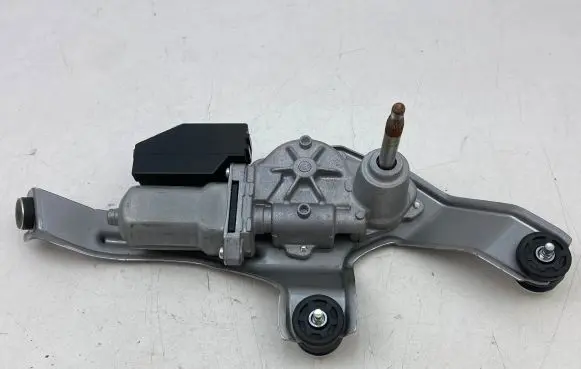 Toyota Prius (XW30) Rear window wiper motor 8513047021 2596002240