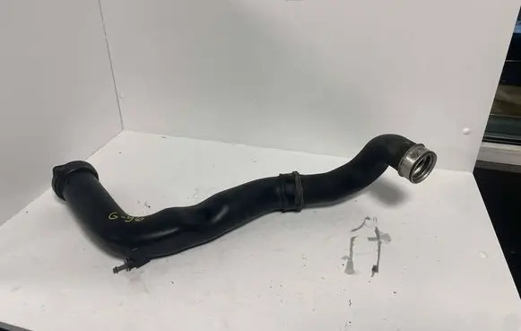 Mercedes-Benz C W203 Intercooler hose/pipe A1111411404