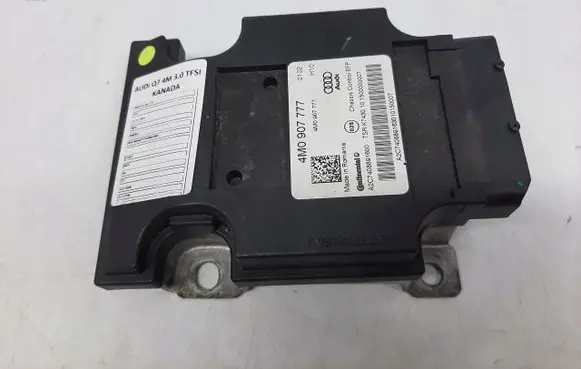 Audi Q7 4M Airbag control unit/module 4M0907777