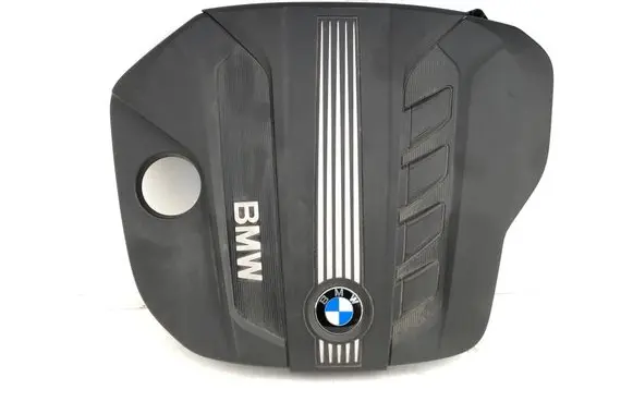 BMW X3 F25 Engine cover (trim) 7811024 15671610
