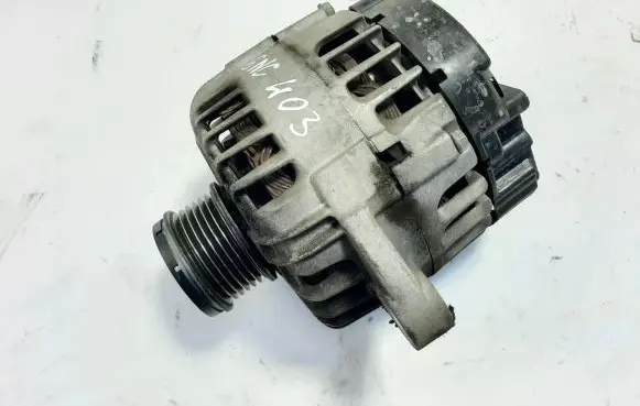 Opel Zafira C Generator/alternator