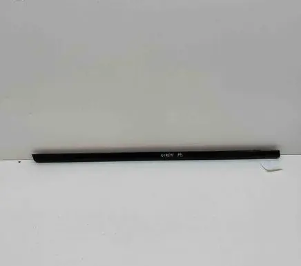 Mercedes-Benz CLA C117 X117 W117 Door glass trim A1177250482
