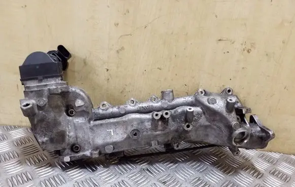 Mercedes-Benz ML W164 Intake manifold LF00052 00005320C