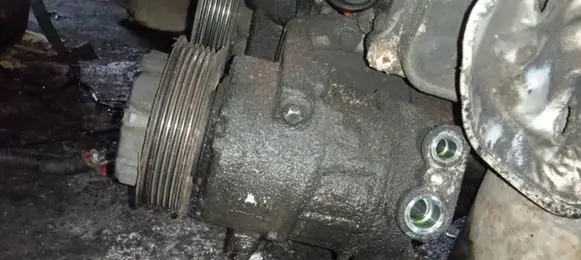 Opel Corsa D Air conditioning (A/C) compressor (pump) 55703721 GE447190-5550