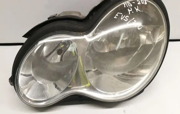 Mercedes-Benz C W203 Headlight/headlamp