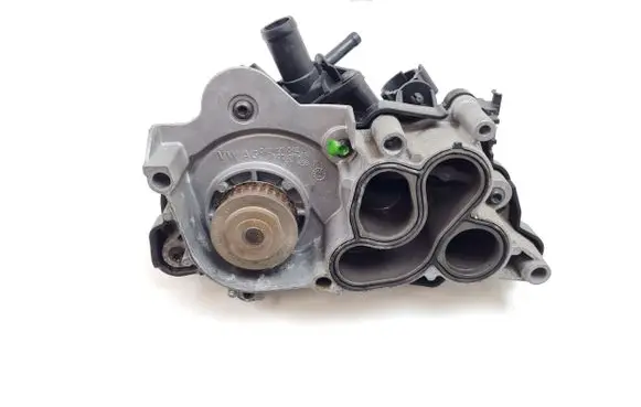 Volkswagen Tiguan Water pump 04E121042M 04E121600BD