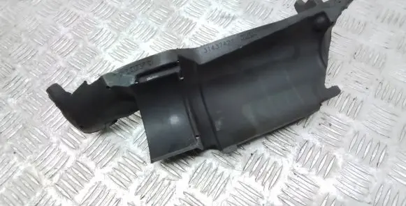 Volvo S90, V90 Other engine bay part 31437421