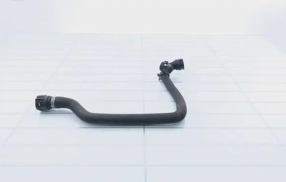 BMW 7 E65 E66 Engine coolant pipe/hose