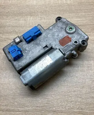 Audi A4 S4 B5 8D Sunroof motor/actuator 8D0959591 0390201632
