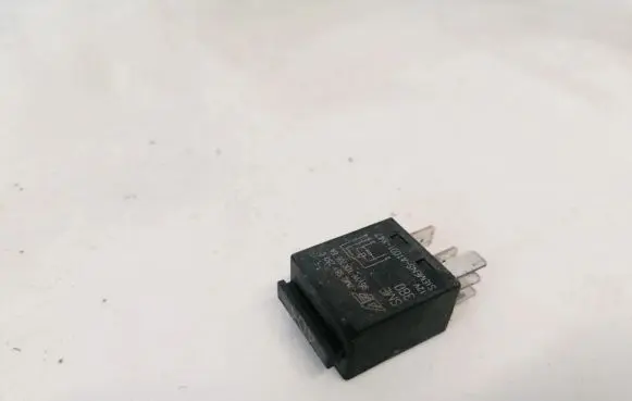 Seat Alhambra (Mk1) Other relay 7m0951253c